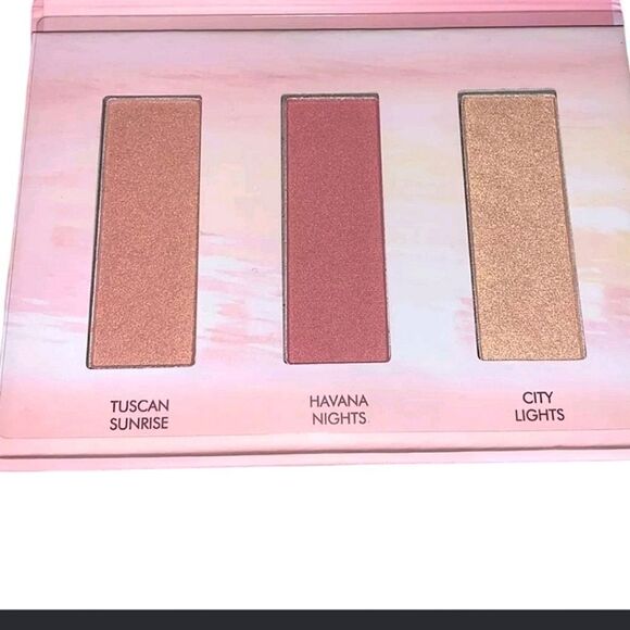 Wander Beauty Wanderess Dusk to Dawn Blush and Highlighter Palette SEALED - Picture 3 of 4